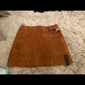 Suede buckle skirt